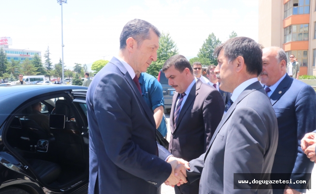 Milli Eğitim Bakanı Selçuk Erzincan'da
