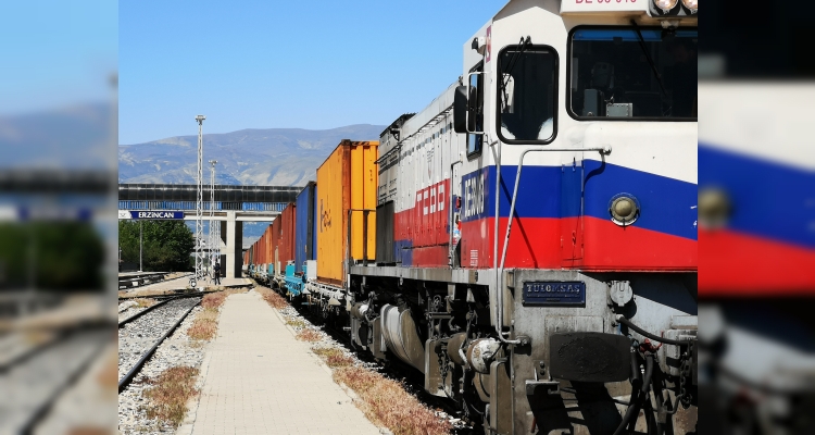 Çin'e gidecek ihracat treni Erzincan'a ulaştı