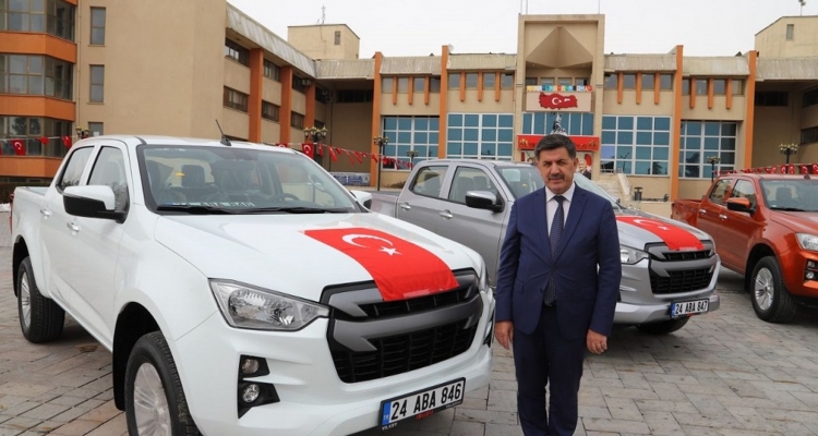 Erzincan Belediyesi araç parkını güçlendiriyor