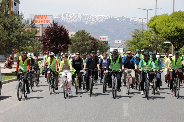 Doğu Anadolu'daki 4 ilde "10. Yeşilay Bisiklet Turu" yapıldı