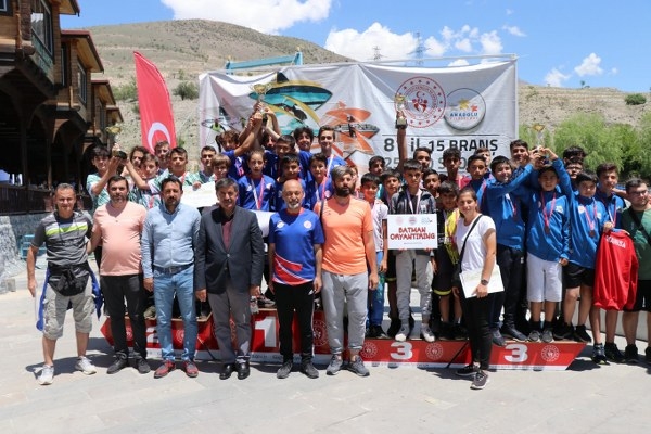 Erzincan'da "Anadolu Yıldızlar Ligi Oryantiring Türkiye Şampiyonası" sona erdi