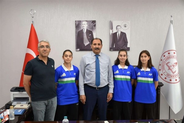 Aziz Gün Türkiye Badminton Şampiyonlarını Misafir Etti