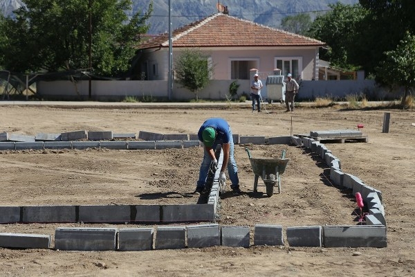 Erzincan Belediyesi'nden yeni park çalışması