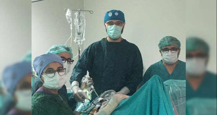 Laparoskopik yöntemle kapalı olarak prostat kanseri ameliyatı yapıldı